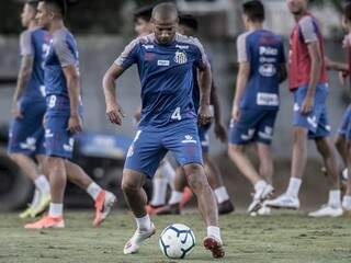 Treino do Santos, 4º colocado na tabela, que enfrenta o vice-líder Atlético-MG neste domingo. (Foto: Ivan Storti/Santos FC)