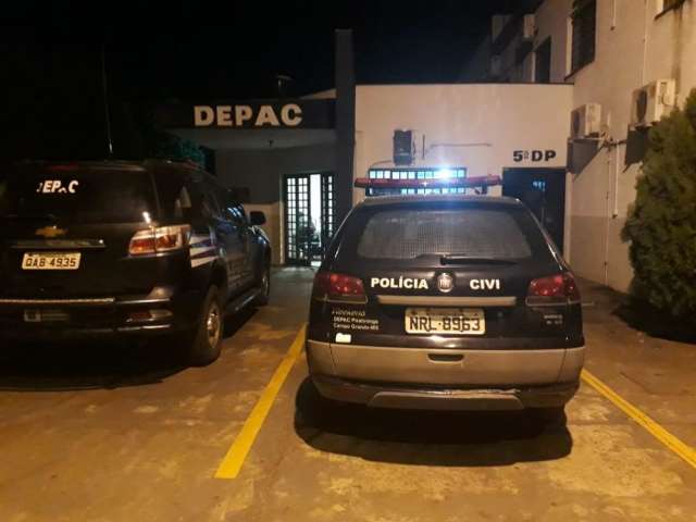  Velha conhecida da pol&iacute;cia, mulher &eacute; presa ap&oacute;s dar golpe em 18 v&iacute;timas