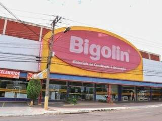 Bigolin da rua 13 de Maio, em Campo Grande, fechada depois que juiz decretou falência em março (Foto: Henrique Kawaminami/Arquivo)