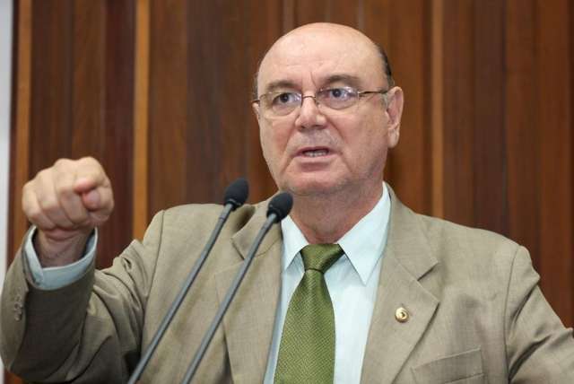 Tetila pede que Parlamento boliviano ajude na liberta&ccedil;&atilde;o de corintianos