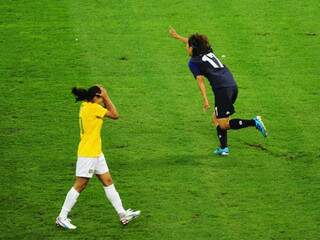 Marta lamenta gol que classificou o Japão para as semifinais das Olimpíadas (Foto: Getty Images)