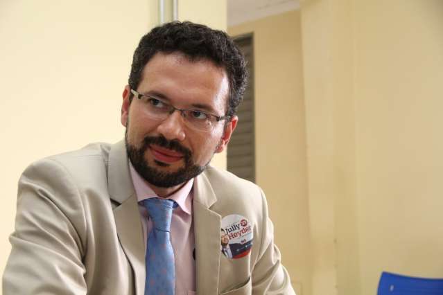 Candidato da oposi&ccedil;&atilde;o promete gest&atilde;o equilibrada na OAB