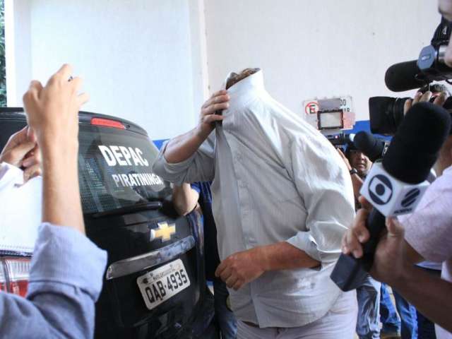 Pol&iacute;cia apura se atestados de &oacute;bito comprados esconderam assassinatos