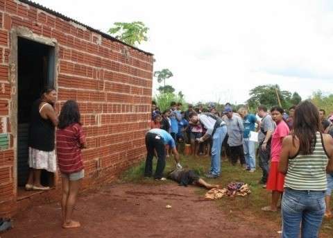 Homem &eacute; suspeito de matar a sogra a machadadas em aldeia de Dourados