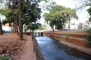 Córrego Prosa, canalizado na Capital (Paulo Francis)