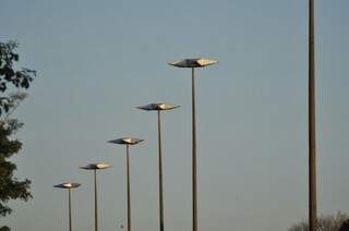 Empresa recebeu R$ 20 milhões da prefeitura por lâmpadas de LED. (Foto: Alcides Neto)