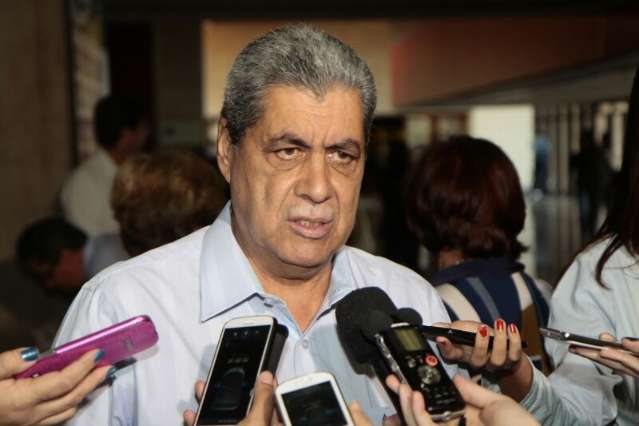 Andr&eacute; reafirma que pretende lan&ccedil;ar edital de rodovias em julho