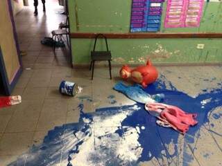 Tintas foram esparradas em salas do Ceinf Jardim Moema (Foto: Divulgação)