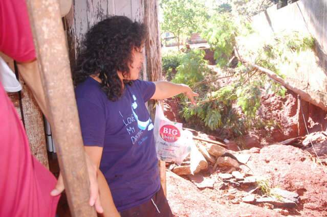  Defesa Civil busca volunt&aacute;rios para atender v&iacute;timas de alagamento