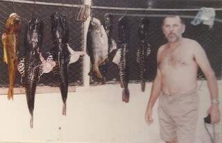 Rubens Gil de Camillo morreu aos 65 anos. A foto é do arquivo pessoal de Renato Katayama, de uma das pescarias do arquiteto. 