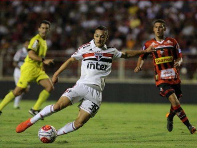 S&atilde;o Paulo vence Ituano por 1 a 0 e est&aacute; nas semifinais do Paulist&atilde;o 