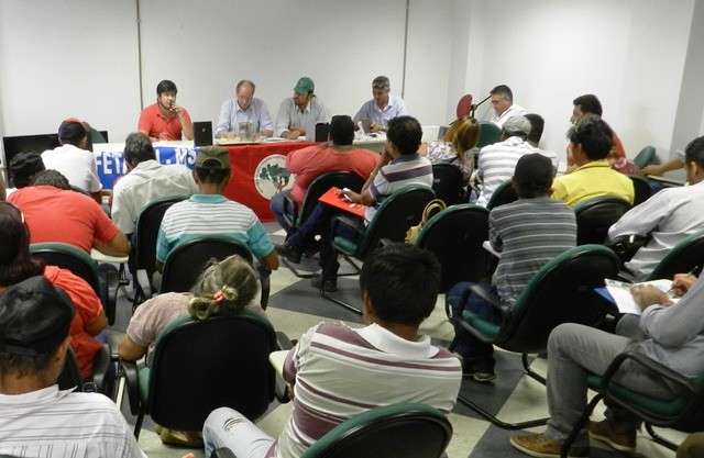 MST afirma que existe d&eacute;ficit no efetivo do Incra para atender os assentados