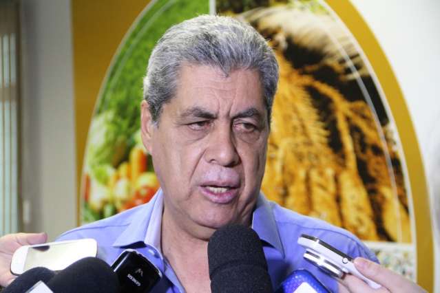 Andr&eacute; j&aacute; est&aacute; em Bras&iacute;lia e comanda voto de MS no PMDB a favor de Dilma