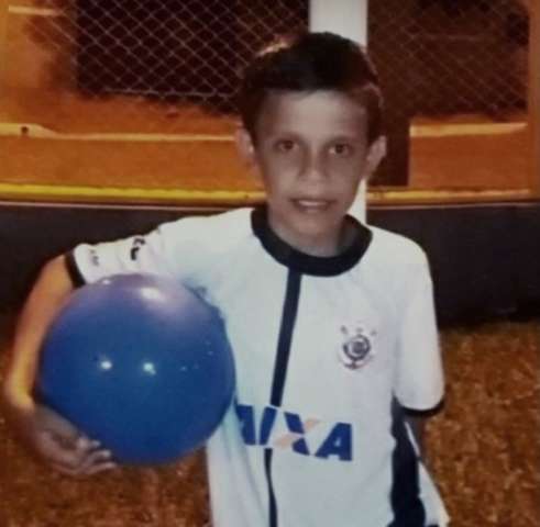 Menino de 10 anos foi assassinado e colocado em telhado, acredita delegado 