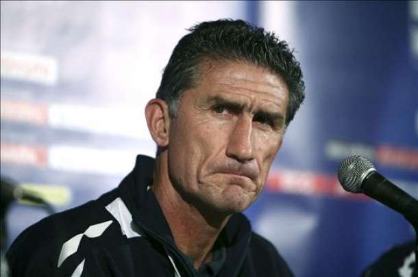 S&atilde;o Paulo anuncia argentino Edgardo Bauza no comando do time at&eacute; o fim de 2016