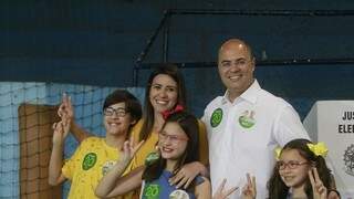Wilson Witzel, governador eleito do Rio, votou com a presença dos familiares (Foto: Divulgação)