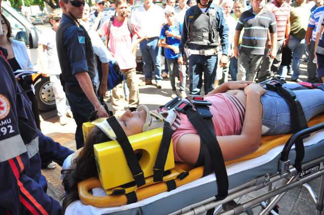  Adolescente deve deixar hospital amanh&atilde; com bala alojada no corpo