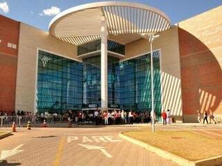 Shopping fica na saída de Campo Grande para Cuiabá (MT), região norte (Foto: Reprodução/Facebook)