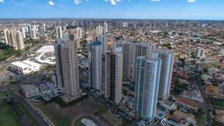No entorno do shopping Campo Grande,  rota das torres de apartamento, o limite para construir pode cair do coeficiente 6 para o 1. (Foto: Fly Drones)