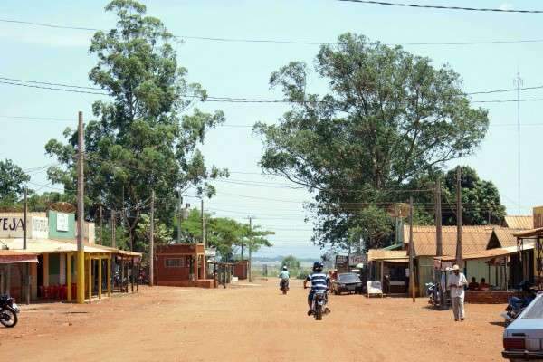 Moradores protestam contra projeto que regulariza lotes da Itamarati