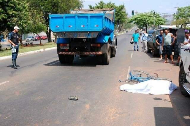 Acidentes de tr&acirc;nsito j&aacute; mataram 77 pessoas, 44 s&atilde;o motociclistas