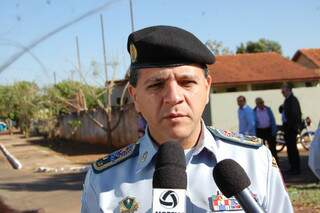 Coronel Davi anuncia próxima operação semelhante à realizada na Vila Nhá-Nhá. (foto: Simão Nogueira)
