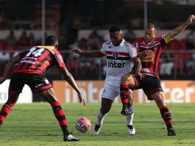 Com gols de Igor Gomes, S&atilde;o Paulo faz 2 a 1 sobre o Ituano 