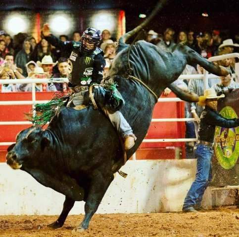 Revela&ccedil;&atilde;o do ano nos rodeios, campe&atilde;o em Las Vegas &eacute; de MS