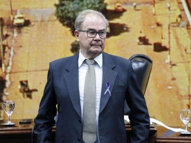 Justi&ccedil;a nega pedido de pris&atilde;o de vereadores por jantar com governador