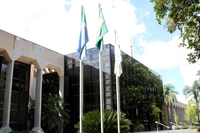 Tribunal de Contas d&aacute; 24 horas para Prefeitura corrigir boletos do IPTU