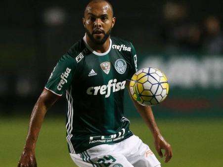 Alecsandro &eacute; flagrado em antidoping; contraprova decidir&aacute; suspens&atilde;o de atleta