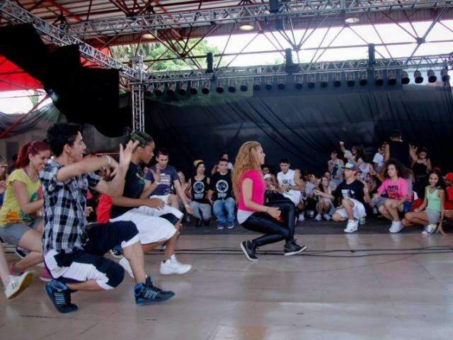 Cinco pe&ccedil;as infantis e festival de dan&ccedil;a de rua s&atilde;o destaques at&eacute; domingo