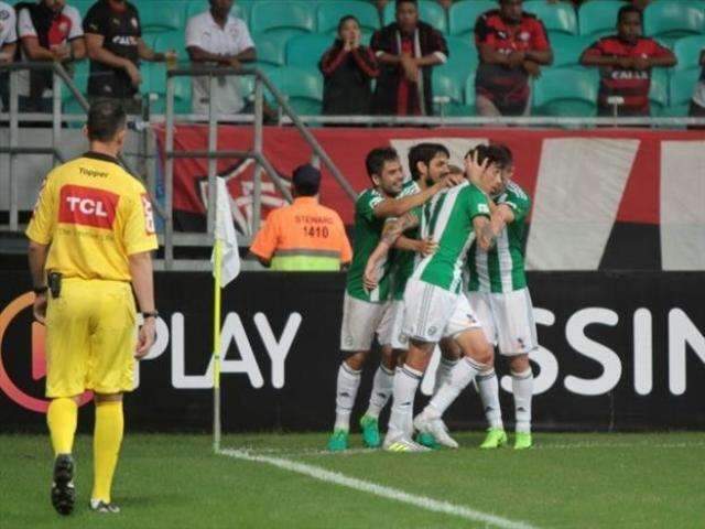 No &uacute;ltimo jogo da rodada Coritiba faz 1 a 0 sobre o Vit&oacute;ria na Fonte Nova