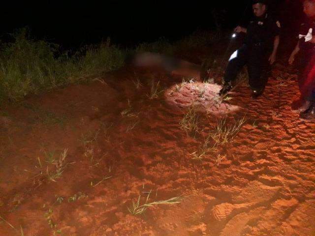 Mais um &eacute; executado por pistoleiros em estrada na Linha Internacional