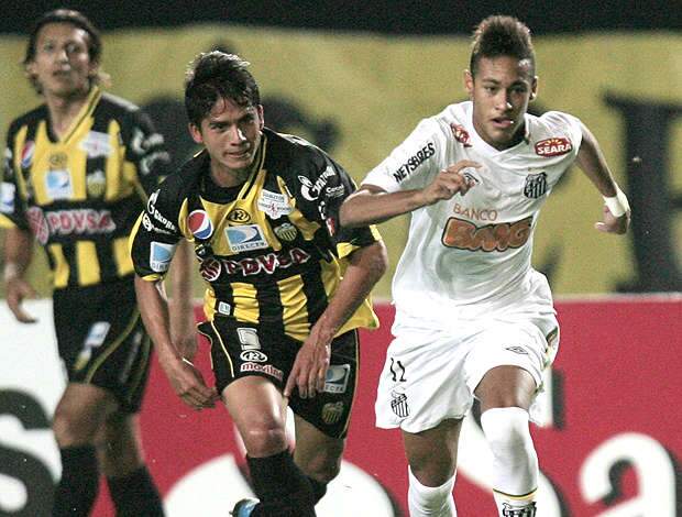  Com Neymar cansado, Santos apenas empata sem gols com Deportivo T&aacute;chira