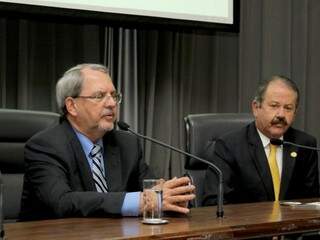 Flory (à esquerda), em audiência na Assembleia de São Paulo; presidente do Prevcom explicou como sistema funcionará. (Foto: ALSP/Arquivo)