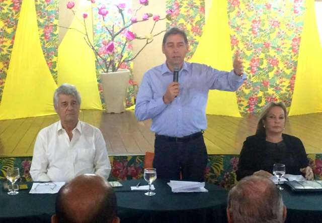 Depois de cortar verba da sa&uacute;de, Bernal pedir&aacute; ajuda ao Estado e Uni&atilde;o
