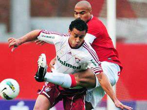  Com gol de Fred, Fluminense supera Internacional fora de casa e segue l&iacute;der