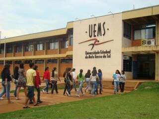UEMS abre inscrições para pós-doutorado com bolsa de R$ 4,1 mil  