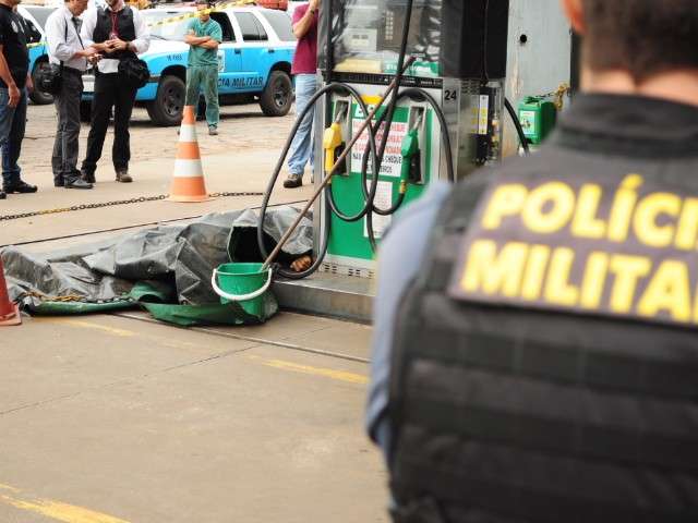 Atirador disparou pelo menos 10 tiros de 9mm contra policial morto 