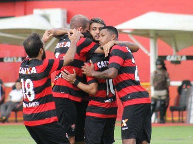 Vit&oacute;ria vence o Atl&eacute;tico-MG por 2 a 0 e deixa a lanterna do Brasileir&atilde;o 