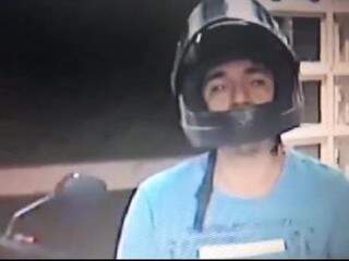 Ronei da Silva durante o assalto a farmácia (Foto: Reprodução vídeo)