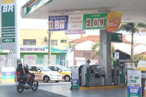 Postos aumentam o preço da gasolina, e litro chega a R$ 3,40 na Capital