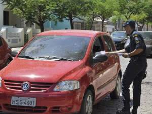  PM arrecada brinquedos em Corumb&aacute;