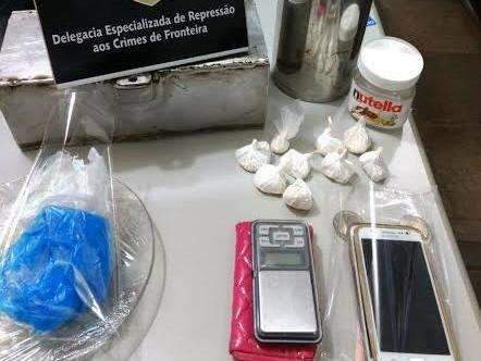 Defron prende casal de traficantes e fecha &ldquo;Boca da Tha&iacute;s&rdquo; no Parque II