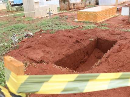 Família fará vigília em cemitério para evitar que corpo seja furtado de novo