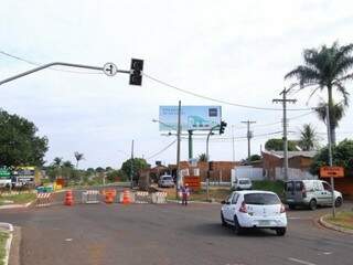 Trânsito está sendo desviado no sentido centro-bairro (Foto: PMCG/Divulgação)