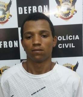 Douglas Correa é mais um integrante de quadrilha preso (Foto: Divulgação/Defron)