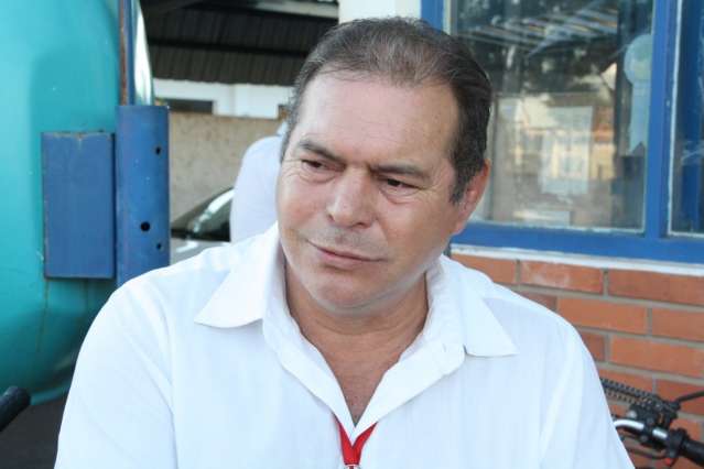 Taxistas alegam defasagem e cobram reajuste da prefeitura