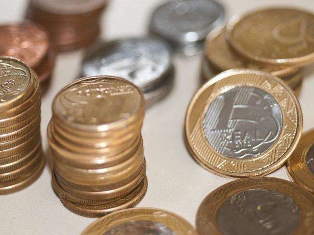 Banco Central mant&eacute;m juros b&aacute;sicos em 6,5% ao ano, menor n&iacute;vel da hist&oacute;ria